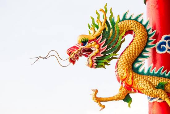 2024属龙是什么命格的人（ 2024龙命，五行属木）