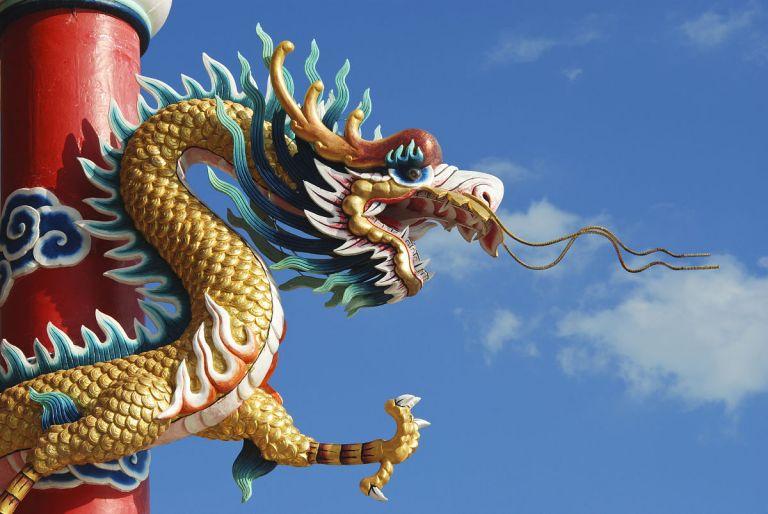 2024属龙者：职场风云，人脉逆袭，财运转机  第2张